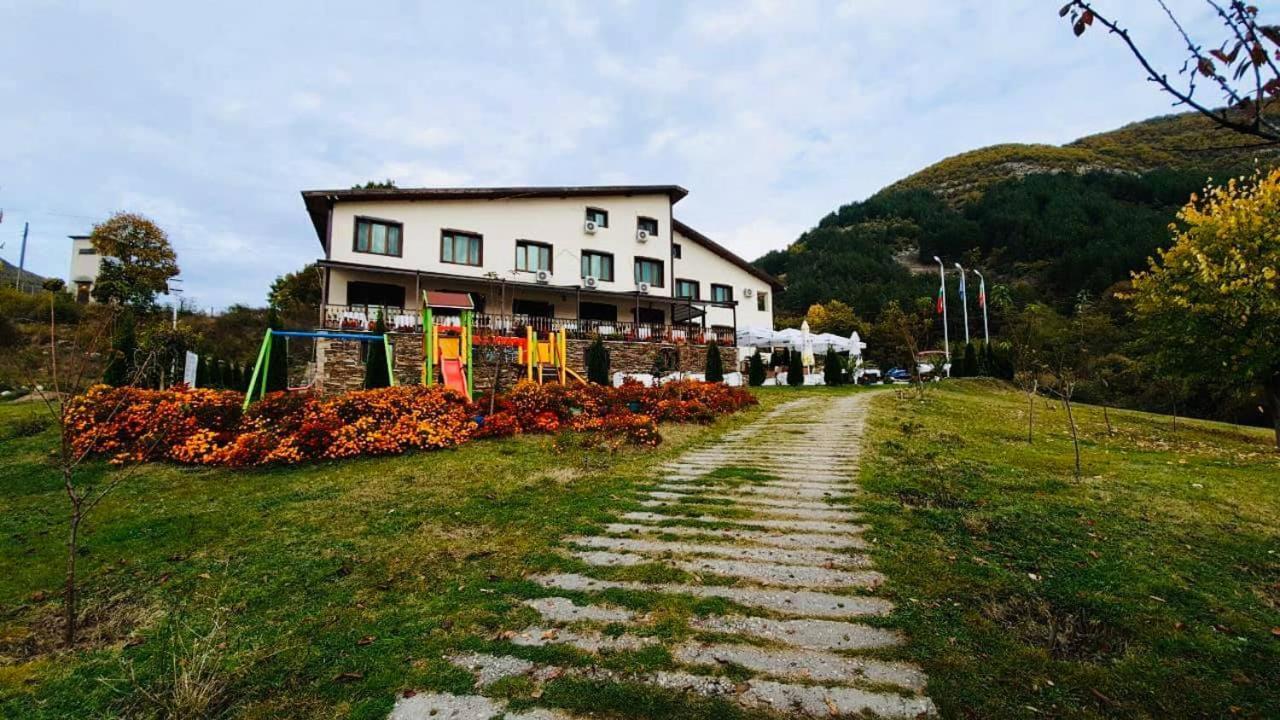 Family Hotel Borovitsa Pŭdartsi المظهر الخارجي الصورة
