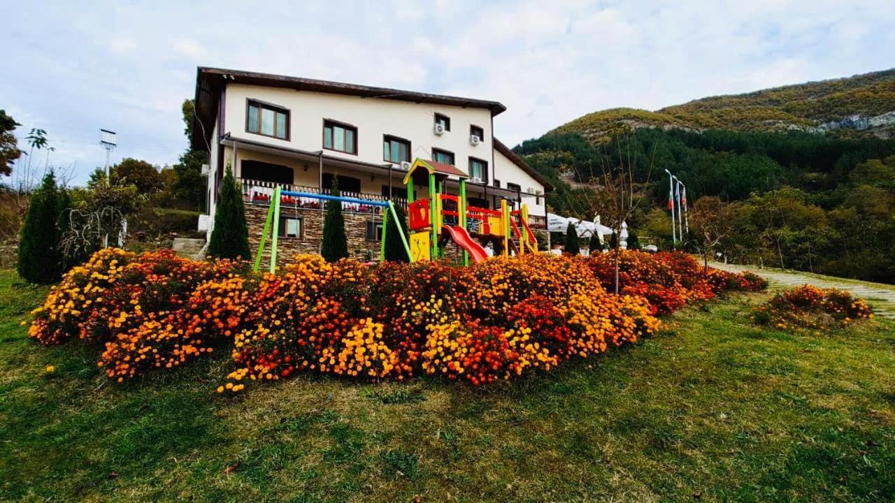 Family Hotel Borovitsa Pŭdartsi المظهر الخارجي الصورة