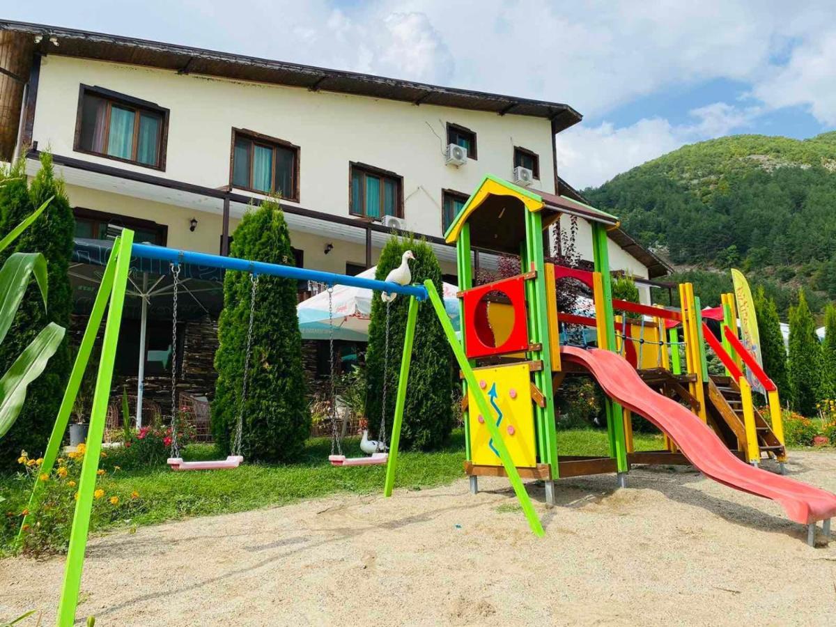 Family Hotel Borovitsa Pŭdartsi المظهر الخارجي الصورة
